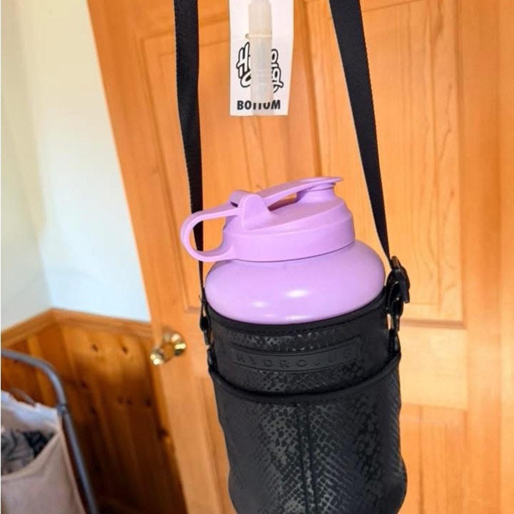 HydroJug Black and Lavender Crossbody Bag